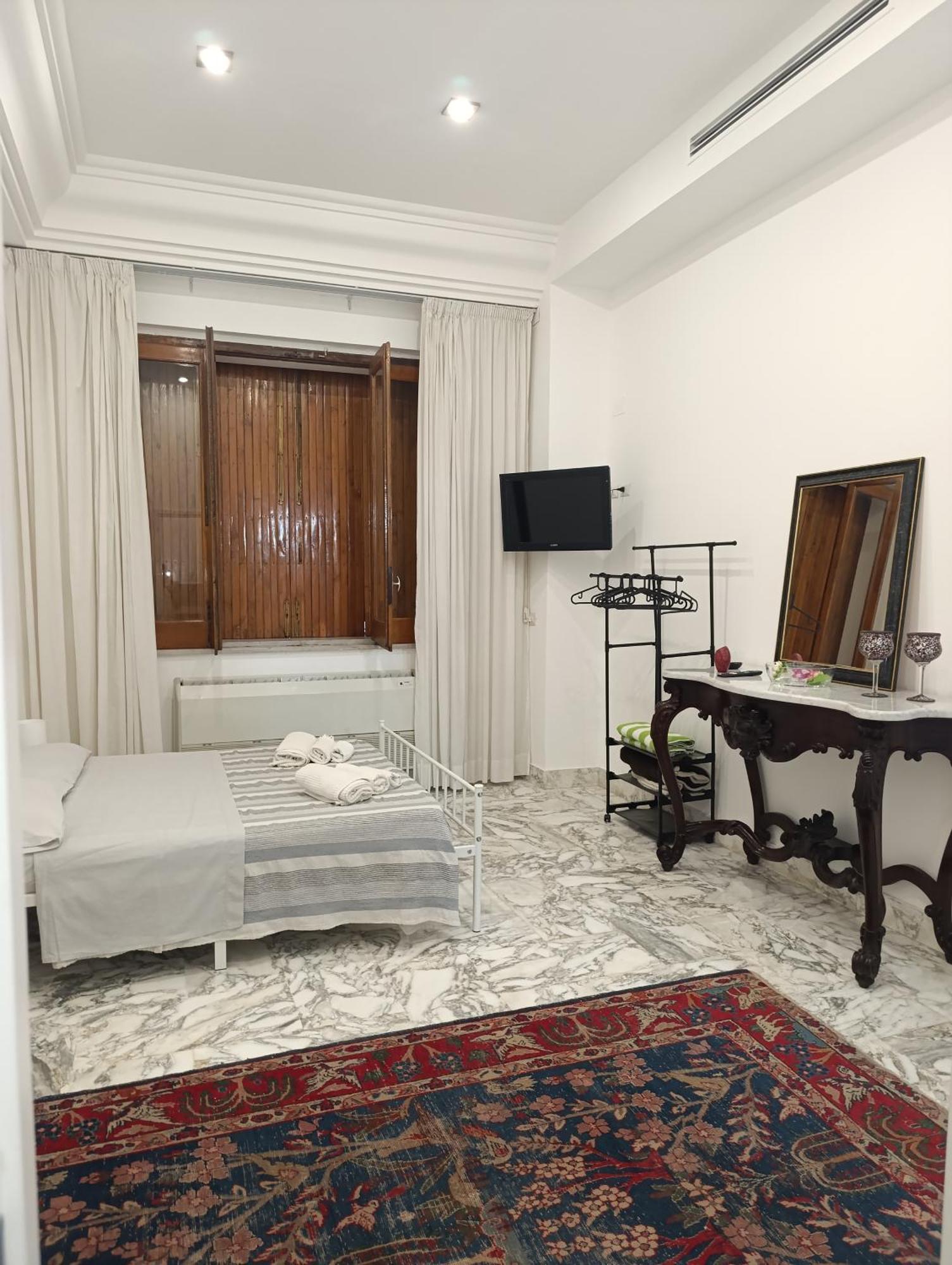 Don Camillo Suites Riposto Room photo